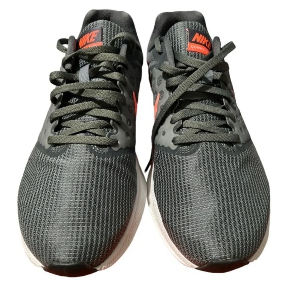 Nike Downshifter 7 Women’s Running Shoes sneakers gray and pink size 9W‎